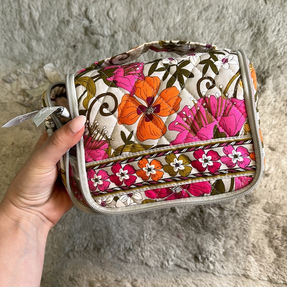 Vera Bradley makeup case - Picture 5 of 5